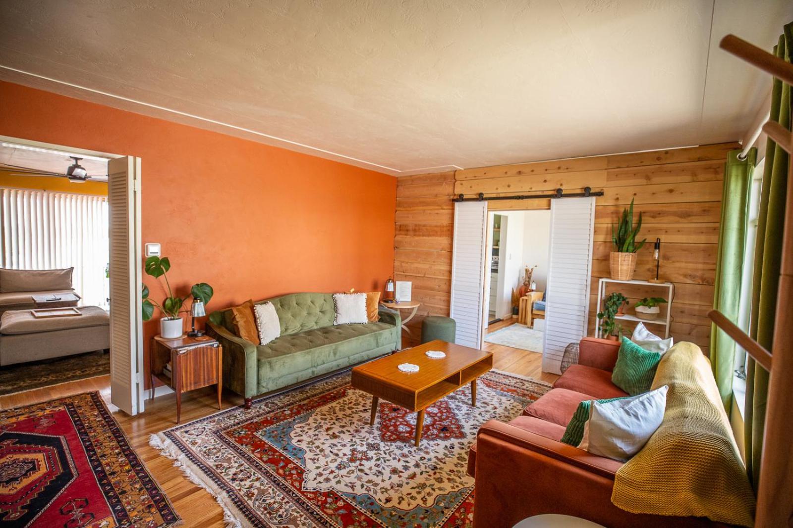 Cozy With Downtown View Holiday home *